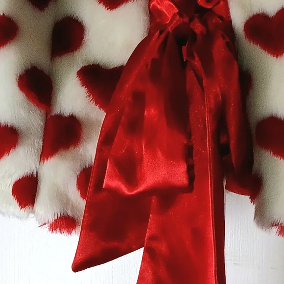❤️❤️Voom by Joy Han White faux Fur Cropped Teddy Jacket w Red Hearts Valentines - Picture 7 of 10